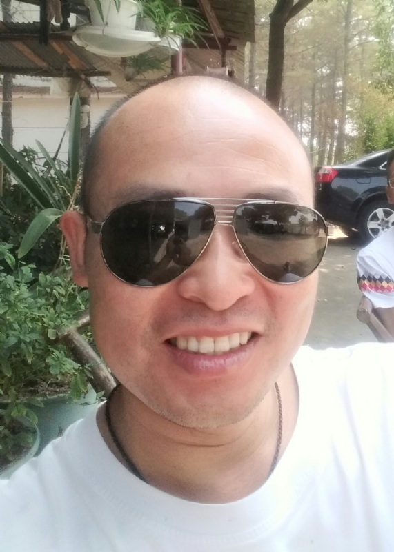 兵哥的第一张照片--上林闪婚服务中心